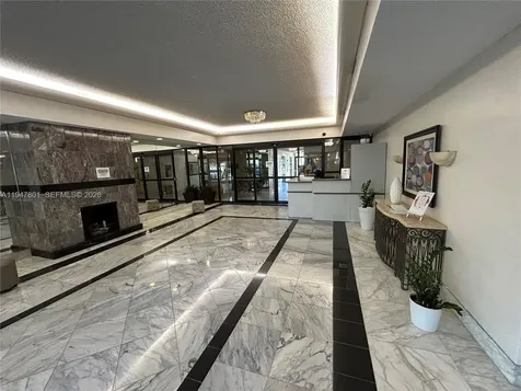 800 NE 195th Street Miami FL 33179