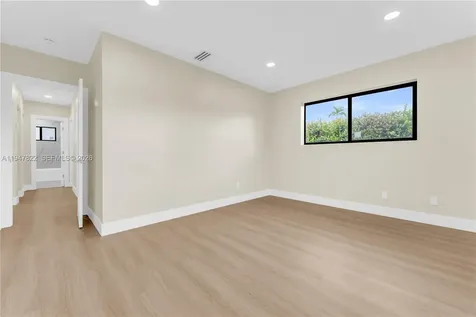 141 NE 122nd Street North Miami FL 33161