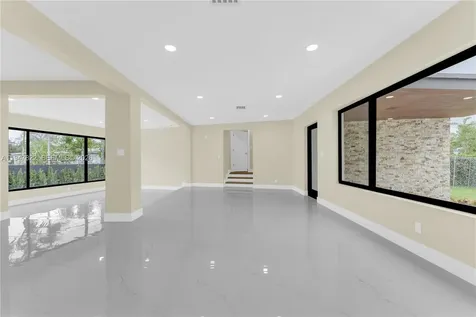 141 NE 122nd Street North Miami FL 33161