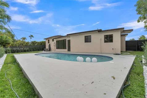 141 NE 122nd Street North Miami FL 33161