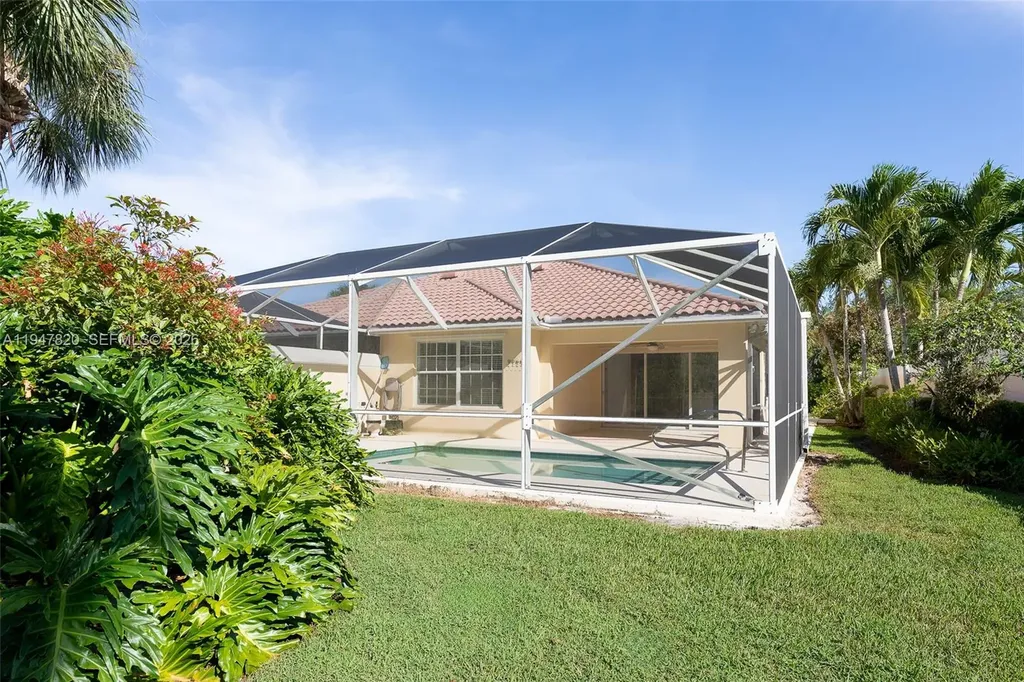 8528 SE Retreat Drive Hobe Sound FL 33455
