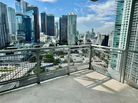 350 S Miami Avenue Miami FL 33130