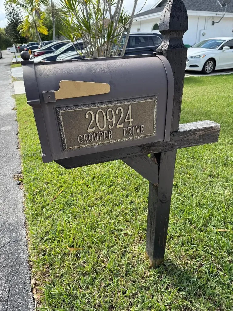 20924 Grouper Drive Cutler Bay FL 33189