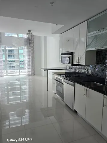 60 SW 13th Street Miami FL 33130