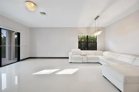 15722 NW 88th Avenue Miami Lakes FL 33018