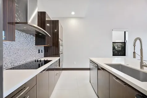 15722 NW 88th Avenue Miami Lakes FL 33018