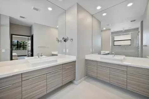 15722 NW 88th Avenue Miami Lakes FL 33018