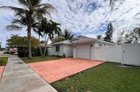 747 SW 6th Street Hallandale Beach FL 33009