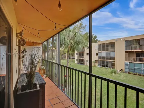 8415 SW 107th Avenue Miami FL 33173