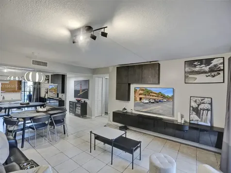 8415 SW 107th Avenue Miami FL 33173