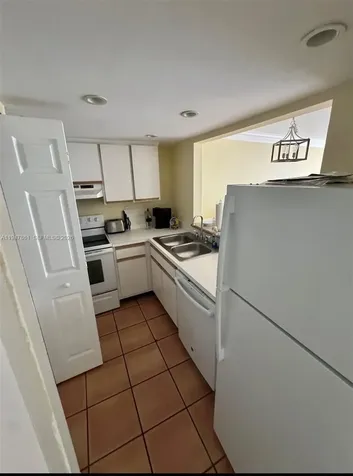 540 Brickell Key Drive Miami FL 33131