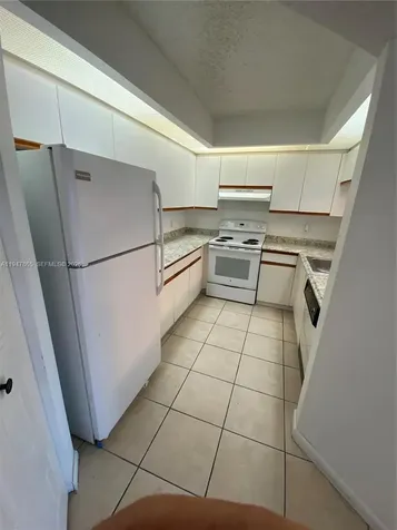 12950 SW 7th Court Pembroke Pines FL 33027