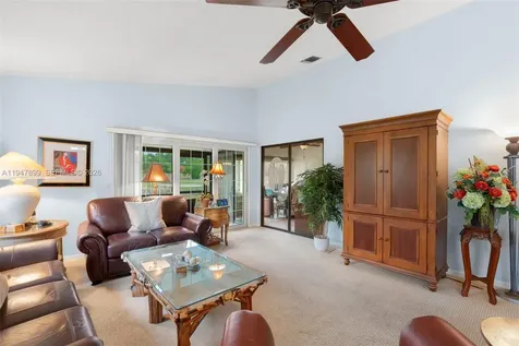 6756 SE Bunker Hill Drive Hobe Sound FL 33455