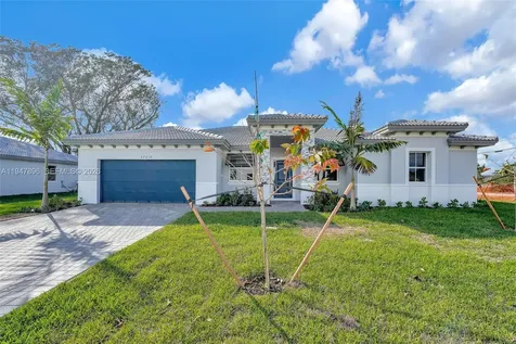 27210 SW 159th Path Miami FL 33031