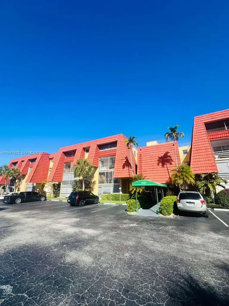 22605 SW 66th Avenue Boca Raton FL 33428