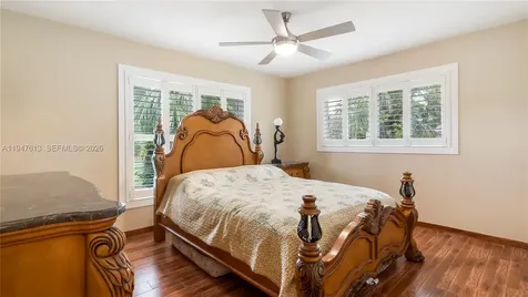 11071 SW 30th Court Davie FL 33328
