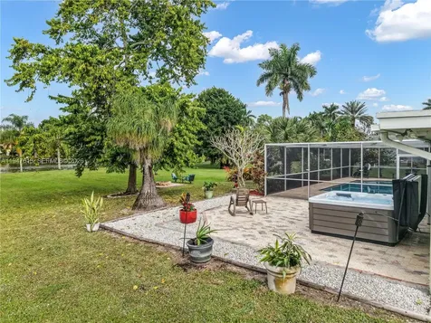 11071 SW 30th Court Davie FL 33328