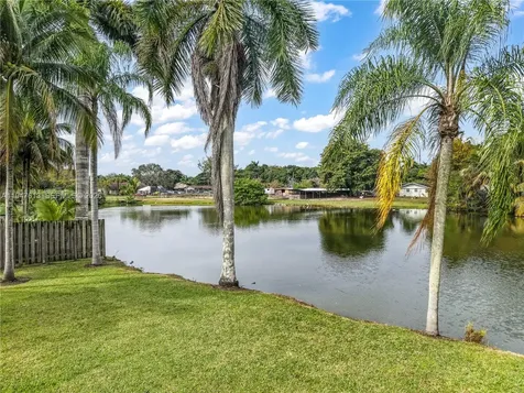 11071 SW 30th Court Davie FL 33328
