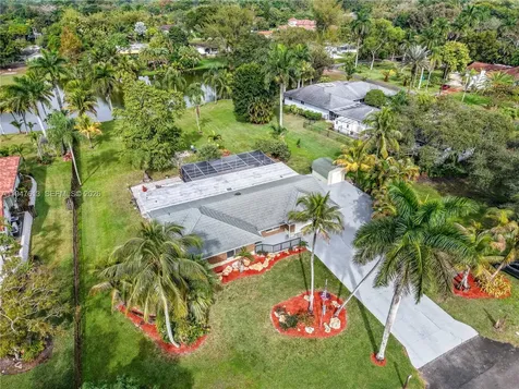 11071 SW 30th Court Davie FL 33328