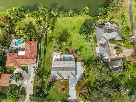 11071 SW 30th Court Davie FL 33328