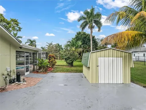 11071 SW 30th Court Davie FL 33328