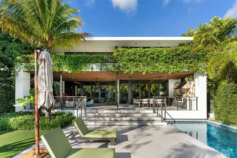 7333 Belle Meade Boulevard Miami FL 33138