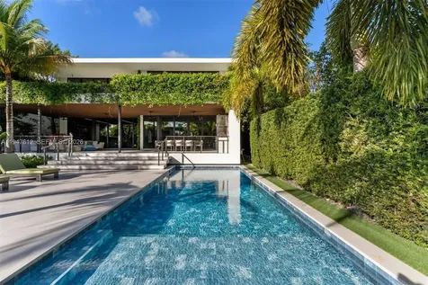7333 Belle Meade Boulevard Miami FL 33138