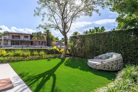 7333 Belle Meade Boulevard Miami FL 33138