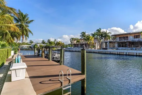 7333 Belle Meade Boulevard Miami FL 33138