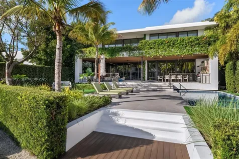 7333 Belle Meade Boulevard Miami FL 33138
