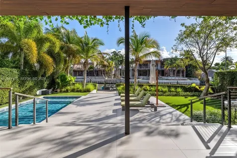 7333 Belle Meade Boulevard Miami FL 33138