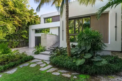 7333 Belle Meade Boulevard Miami FL 33138