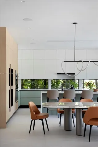 7333 Belle Meade Boulevard Miami FL 33138