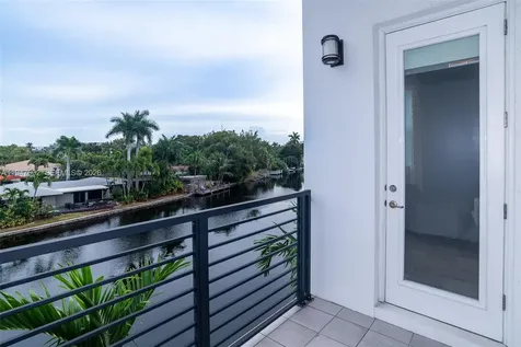 2900 NE 12th Terrace Oakland Park FL 33334