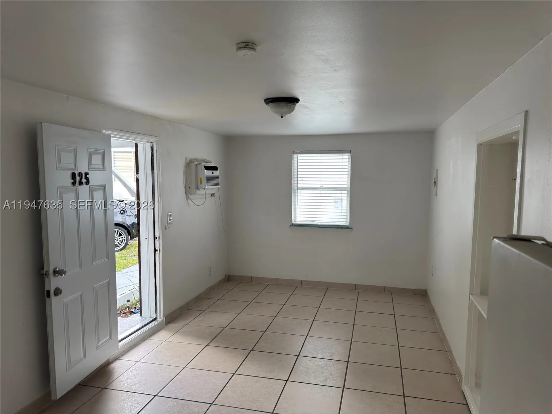 921 N 17th Court Hollywood FL 33020