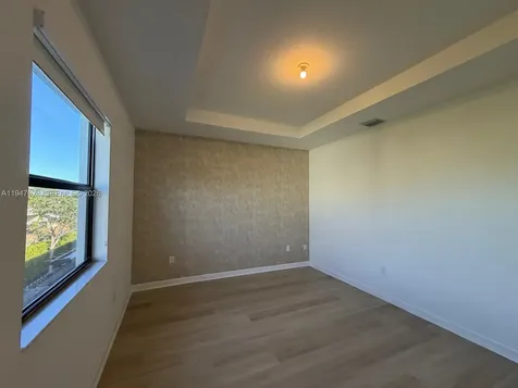 909 NE 211th Street Miami FL 33179