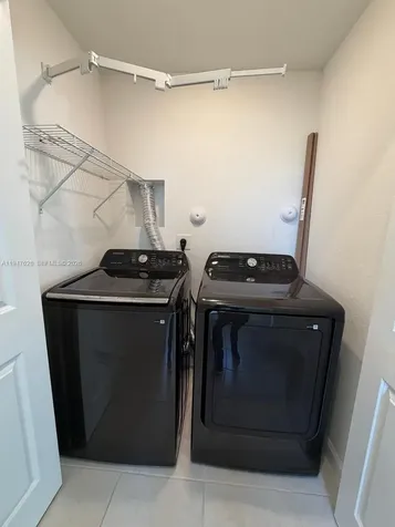 909 NE 211th Street Miami FL 33179