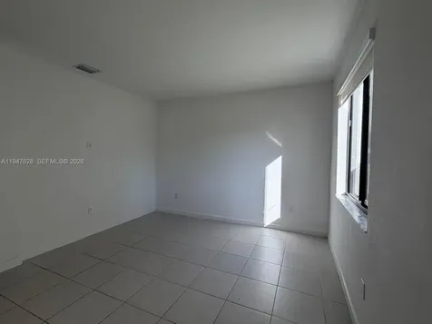 909 NE 211th Street Miami FL 33179