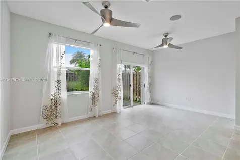 2747 SE 15th Street Homestead FL 33035