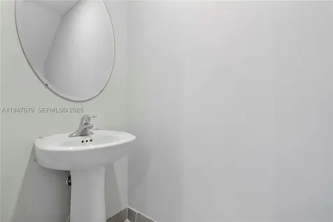 2747 SE 15th Street Homestead FL 33035