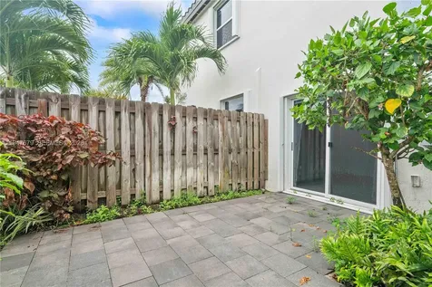 2747 SE 15th Street Homestead FL 33035
