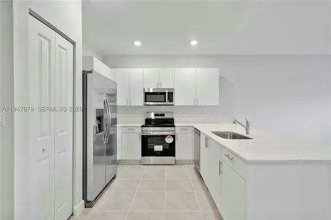 2747 SE 15th Street Homestead FL 33035