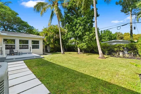 251 NE 44th Street Miami FL 33137