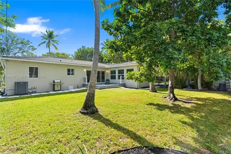 251 NE 44th Street Miami FL 33137