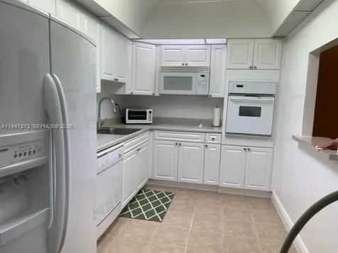 19390 Collins Avenue Sunny Isles Beach FL 33160