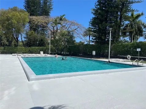 20100 W Country Club Drive Aventura FL 33180