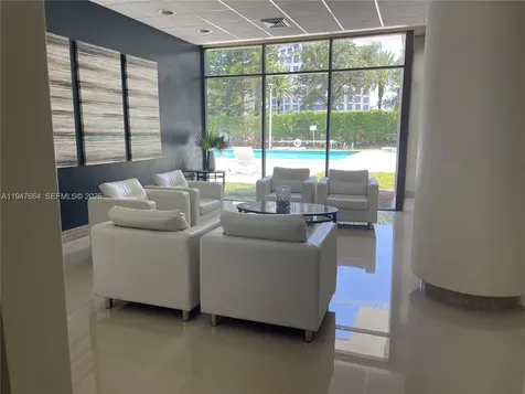 20100 W Country Club Drive Aventura FL 33180