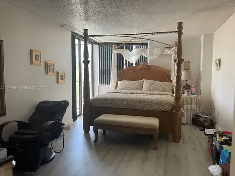 20100 W Country Club Drive Aventura FL 33180