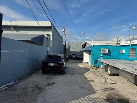 7241 SW 42nd Street Miami FL 33155