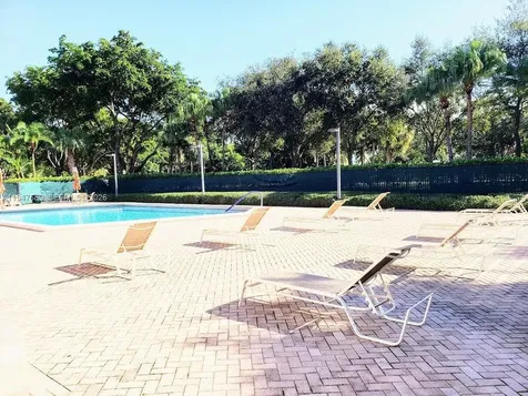Aventura FL 33180